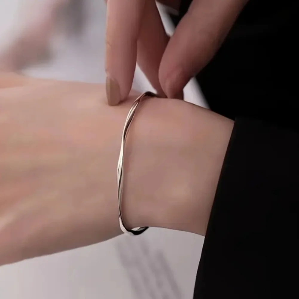 Silver Minimalist Curve Wave Cuff Bracelet